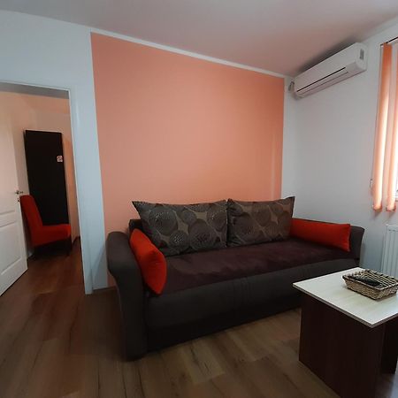 Sobe I Apartmani Kety Kragujevac Exterior photo