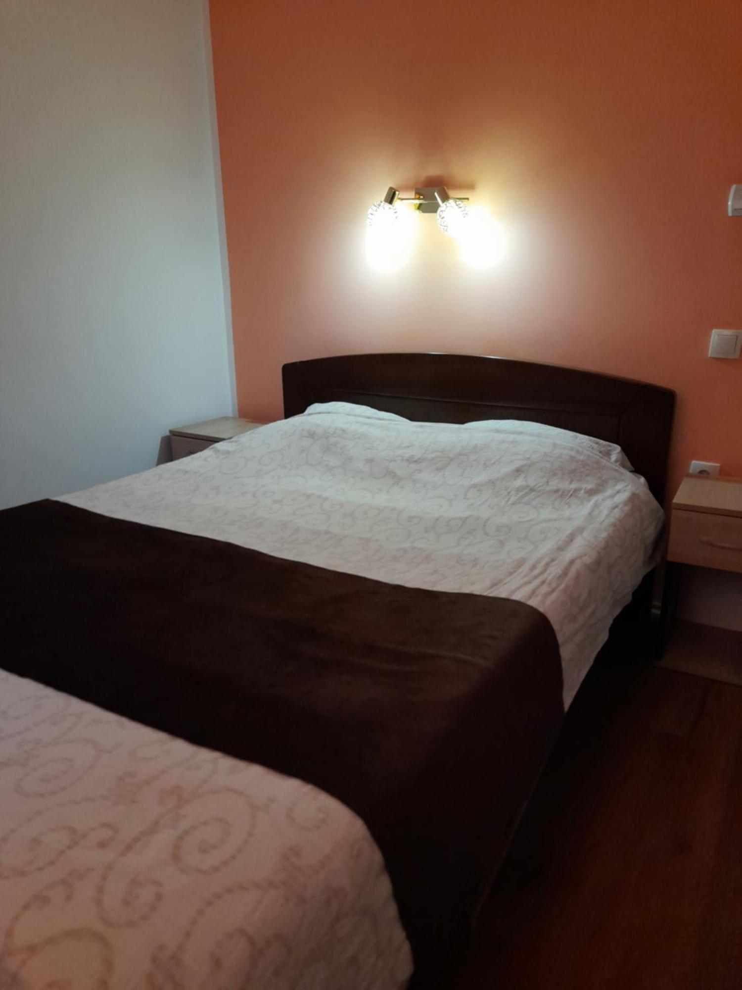 Sobe I Apartmani Kety Kragujevac Room photo